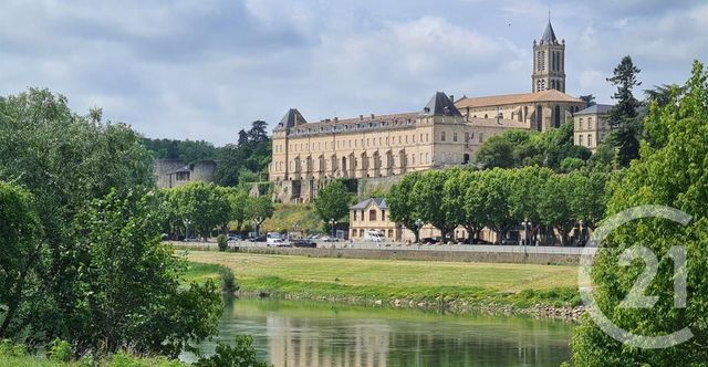 maison à louer - 3 pièces - 72.0 m2 - LA REOLE - 33 - AQUITAINE - Century 21 Lgi Immo