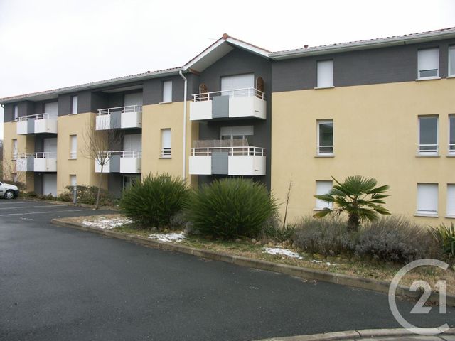 Appartement F4 à louer - 4 pièces - 80.99 m2 - LANGON - 33 - AQUITAINE - Century 21 Lgi Immo